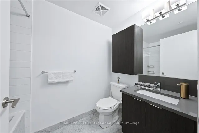 Additional image 8 of 38 Iannuzzi St Unit 2209