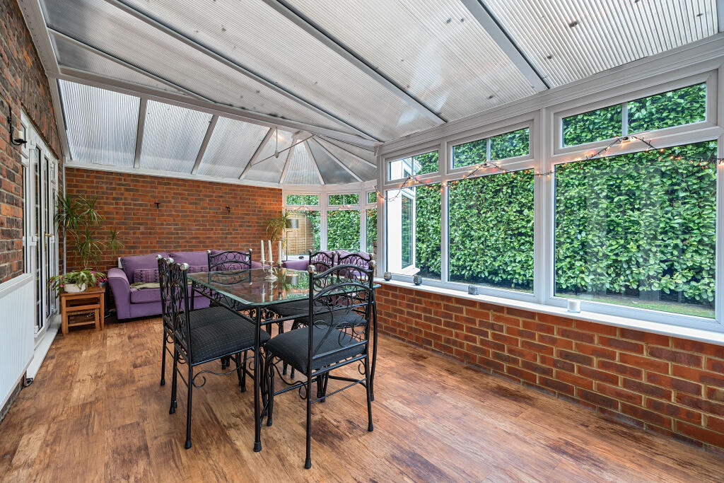 Additional image 15 of Alexanders Walk, Caterham, CR3