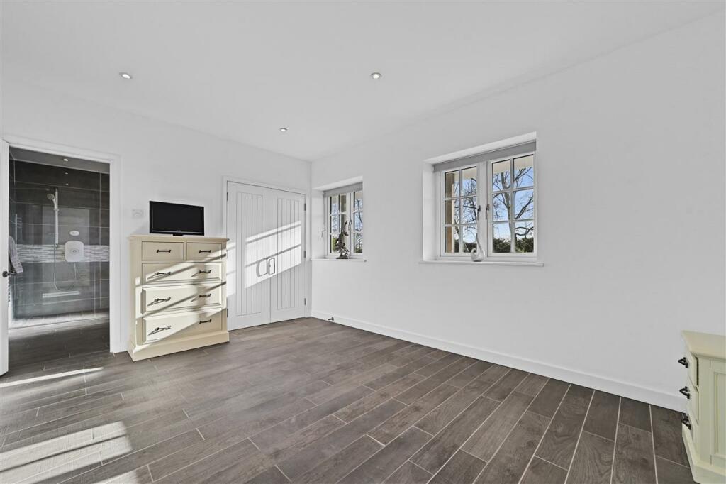 Additional image 11 of Holly Tree Cottage, Great Holland