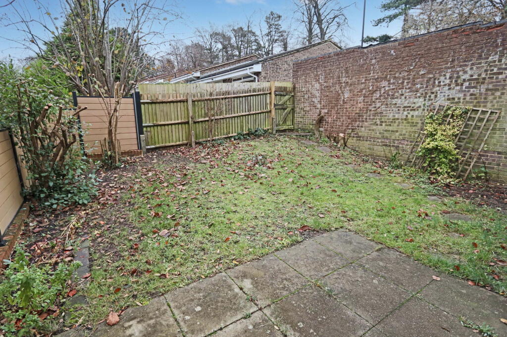 Additional image 7 of Woodhatch Spinney, Coulsdon, CR5 2SU