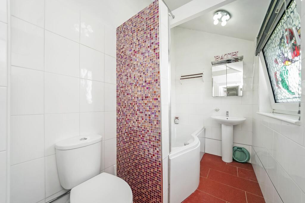 Additional image 34 of The New House, Park Avenue, Hastingwood