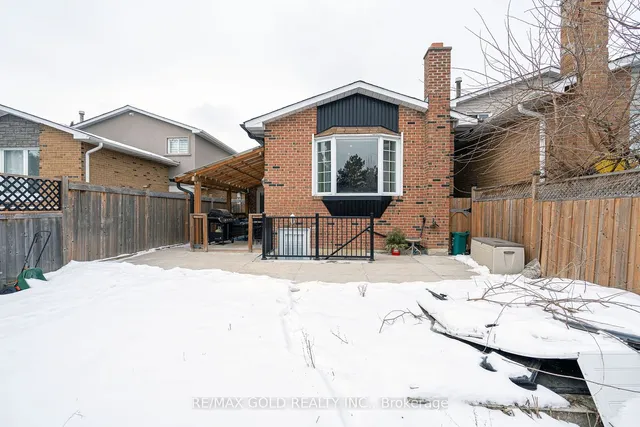 Additional image 34 of 4 Simmons Blvd