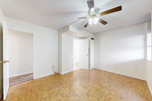 Additional image 33 of 4 Lisa St Unit 712