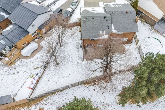 Additional image 33 of 76 Simmons Blvd