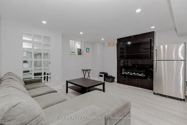 Additional image 31 of 31 Lola Cres