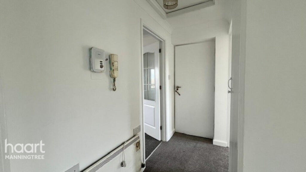 Additional image 8 of Swan Court, Harwich Road, Mistley, Manningtree, Essex