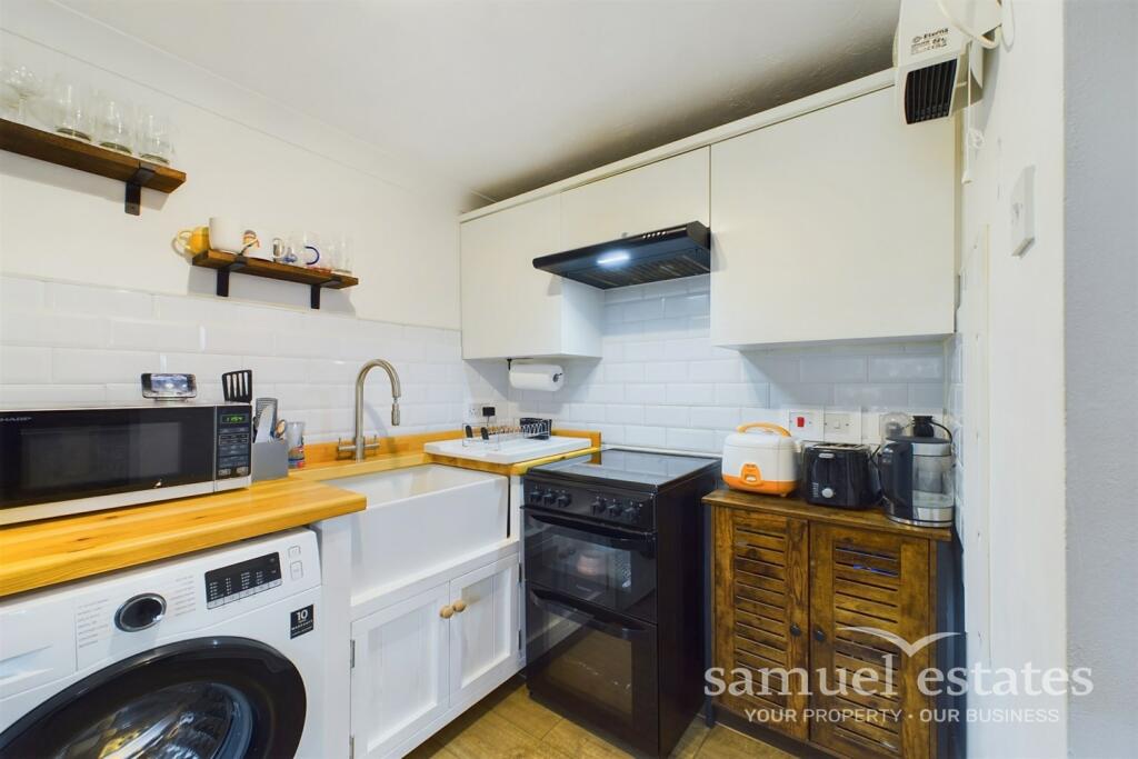 Additional image 4 of Silbury Avenue, Mitcham, CR4