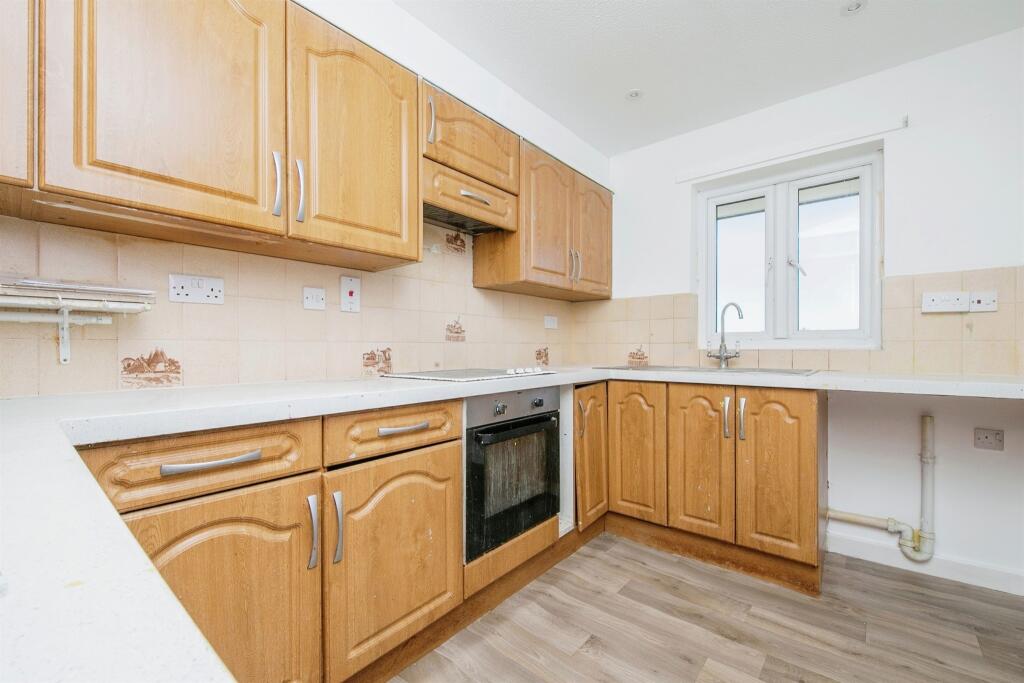 Additional image 3 of Swan Court, Mistley, Manningtree