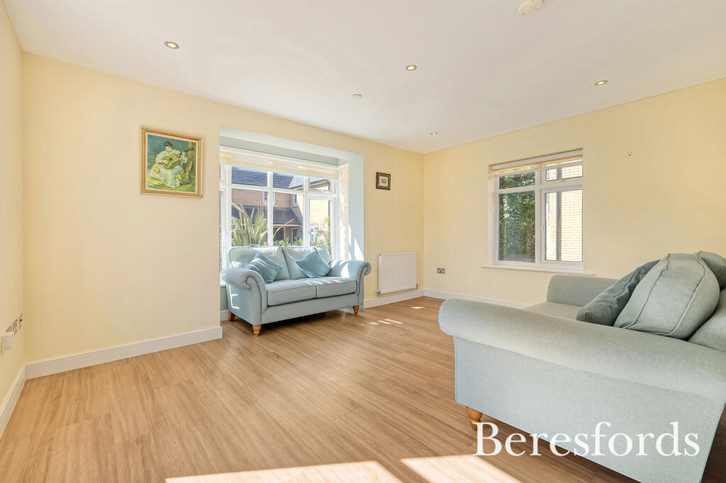 Additional image 5 of Brookmans View, Stock, CM4