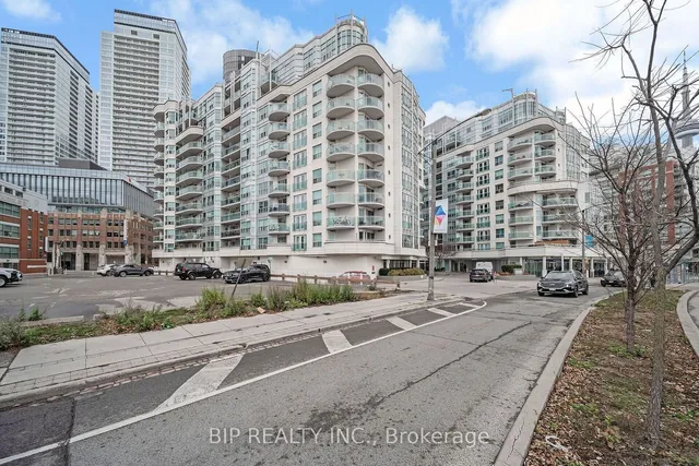 Additional image 4 of 600 Queens Quay Unit SPH16