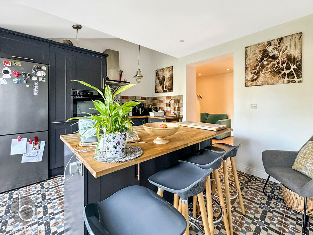 Additional image 7 of Cowdray Avenue, Colchester