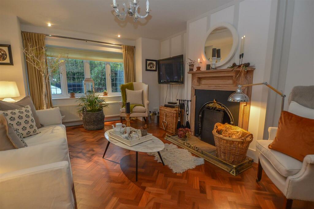 Additional image 3 of Priests Lane, Shenfield, Brentwood