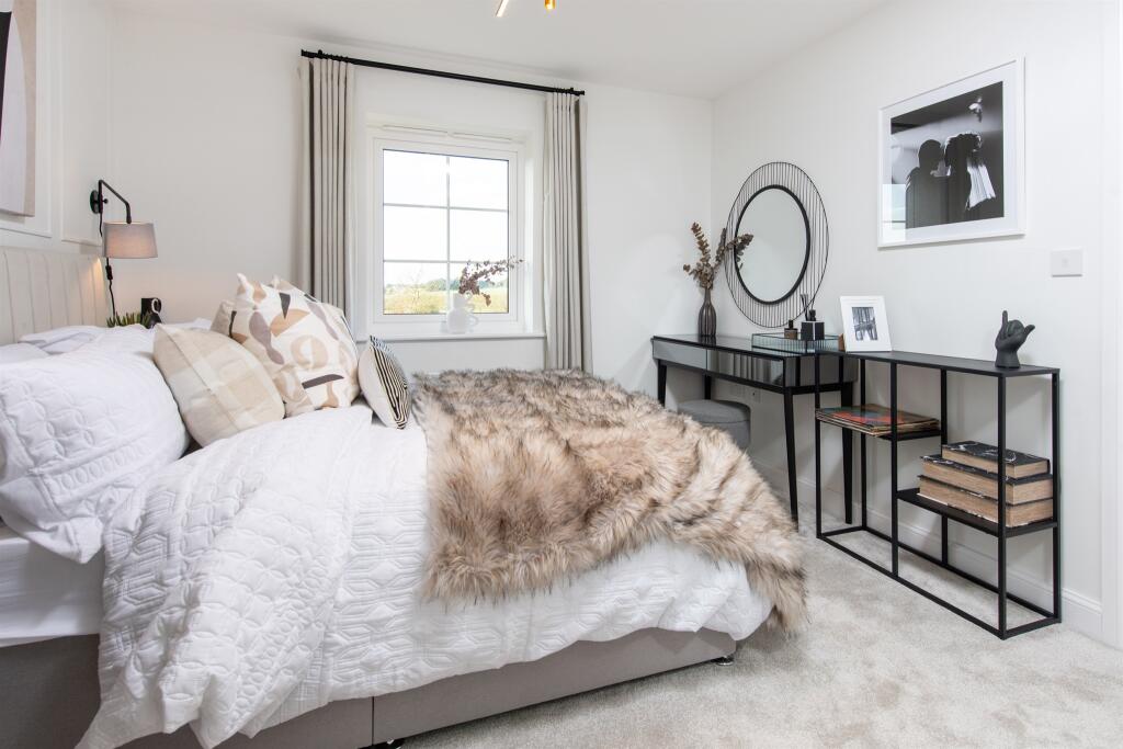 Additional image 12 of Languard View, Low Road, Harwich