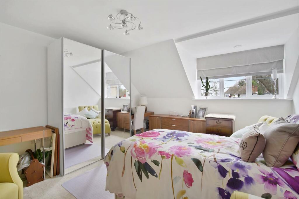 Additional image 8 of Addington Road, South Croydon