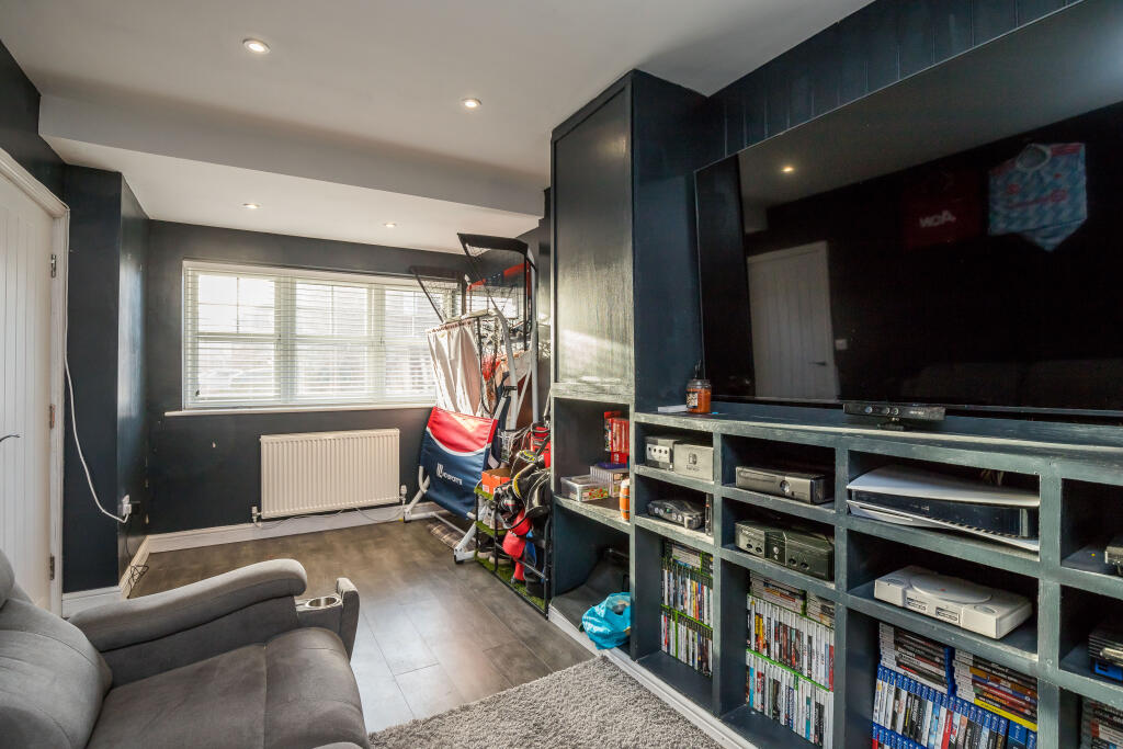 Additional image 10 of New Lincoln Road, Ellesmere Port, CH65