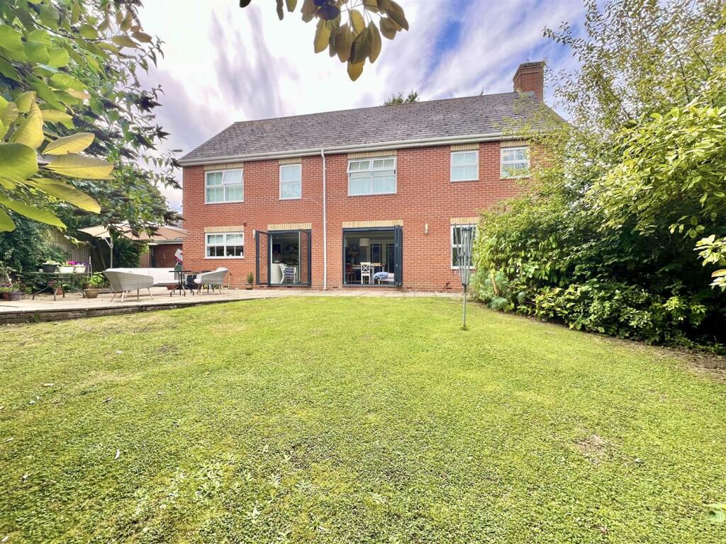 Additional image 26 of Washall Drive, Great Notley, Braintree