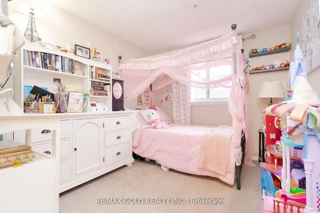 Additional image 18 of 170 Earnscliffe Circ