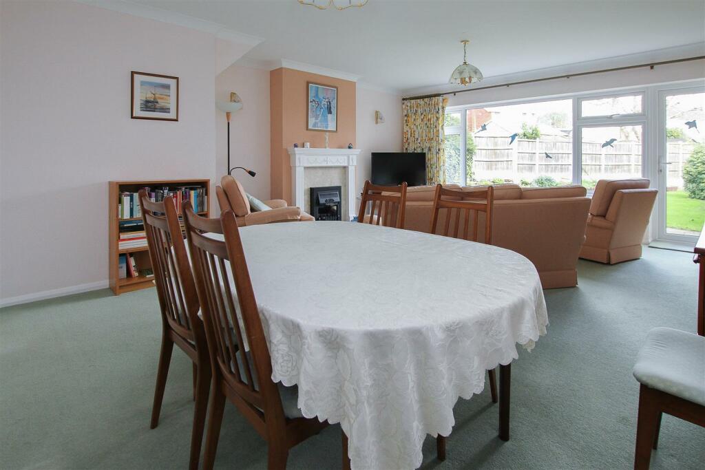 Additional image 10 of Kiln Field, Hook End, Brentwood