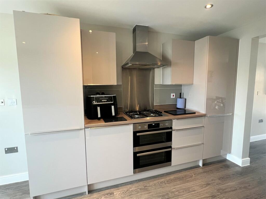 Additional image 4 of Skippers Way, Walton on the Naze, CO14