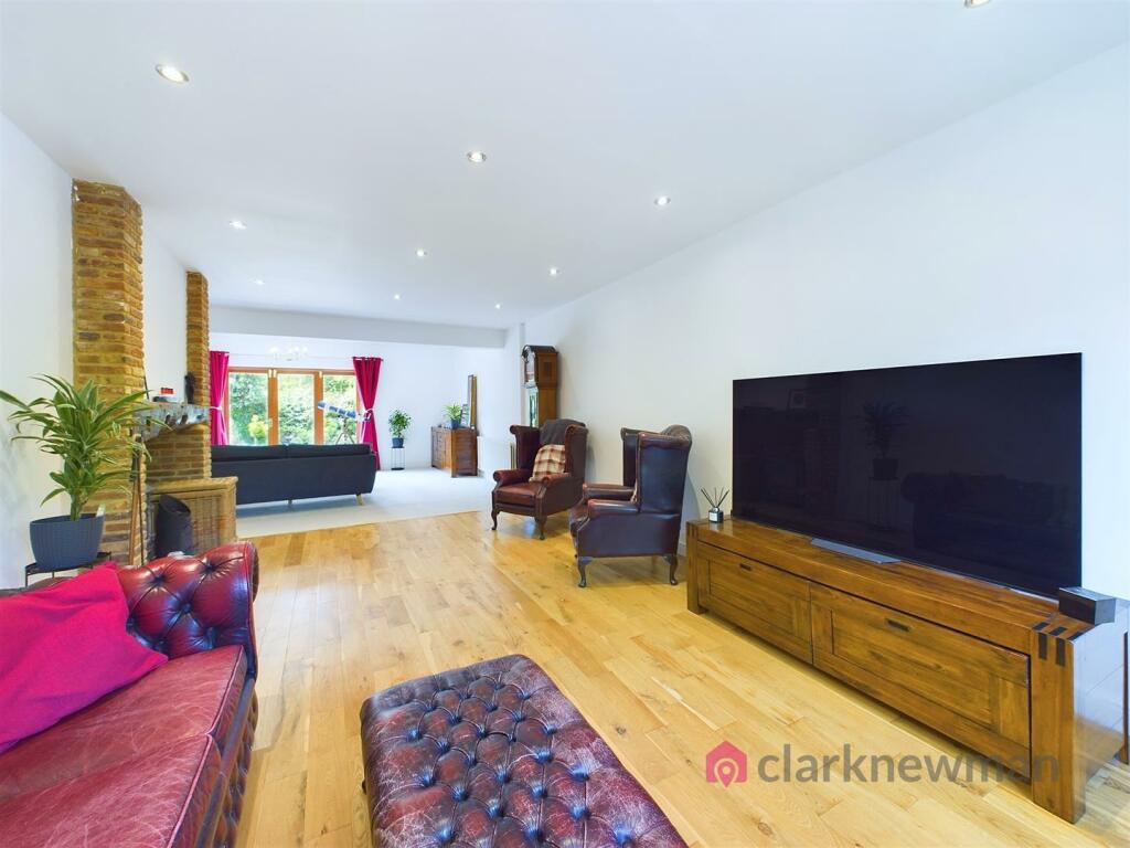 Additional image 32 of Hastingwood Road, Hastingwood, Harlow, CM17