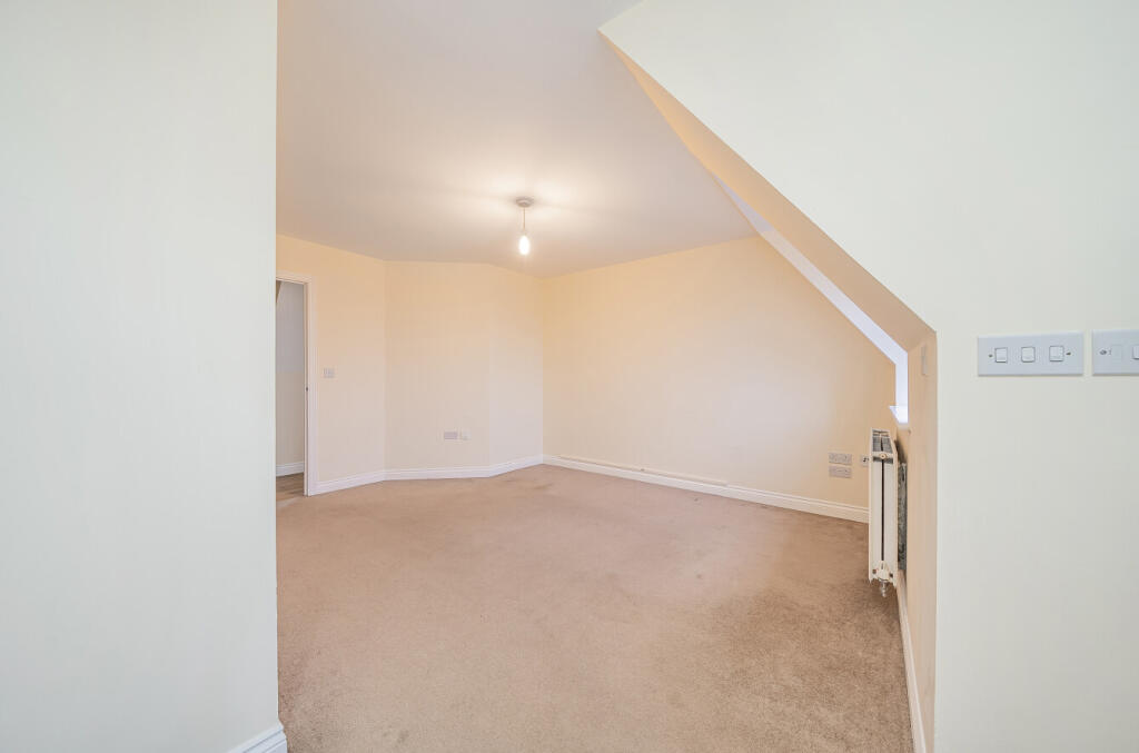 Additional image 14 of Caspian House, Weavers Close, Great Dunmow, Essex, CM6