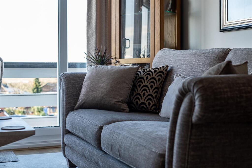 Additional image 5 of West Vale, Neston