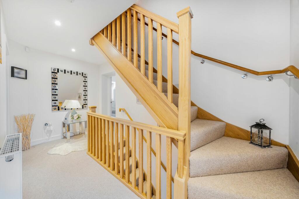 Additional image 13 of Willow Mews, Caterham, CR3