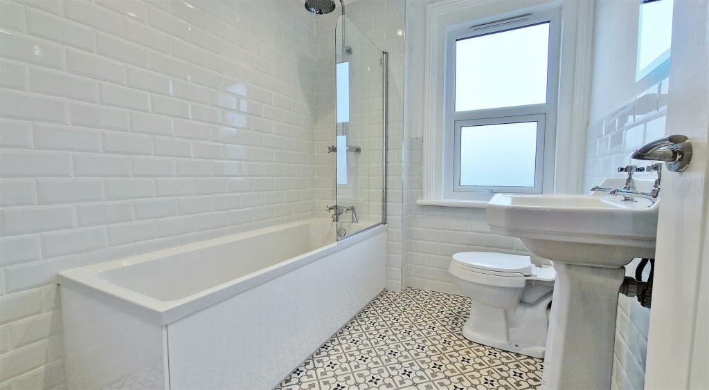 Additional image 23 of Pole Barn Lane, Frinton-On-Sea