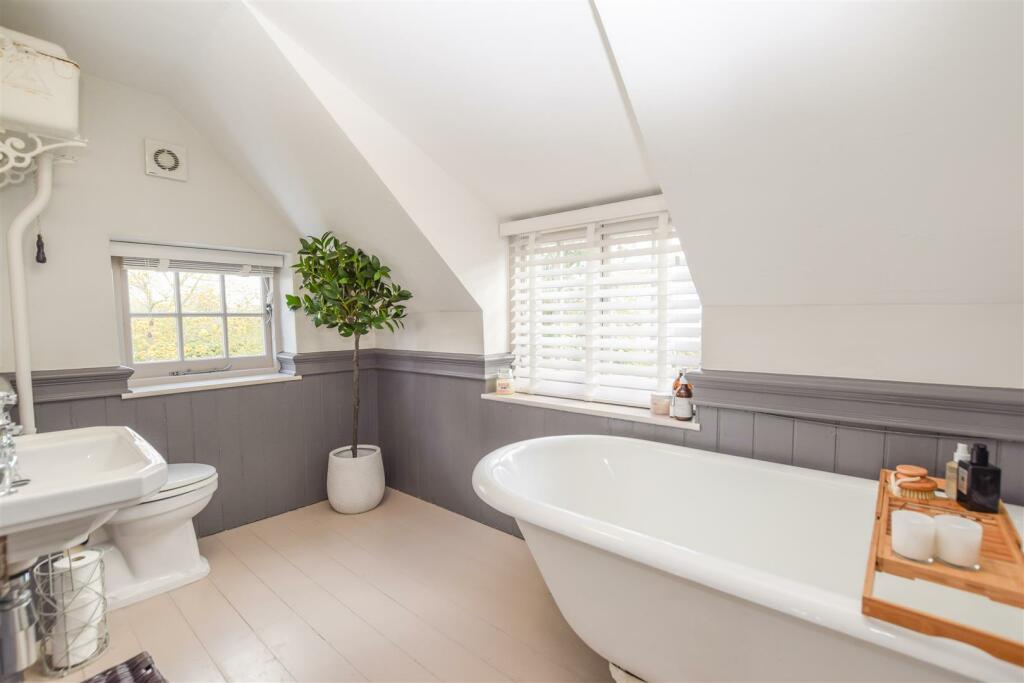 Additional image 24 of The Parade, Parkgate