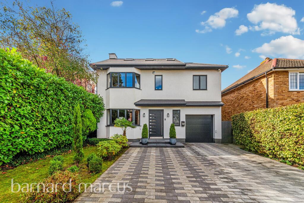 Elmfield Way, South Croydon