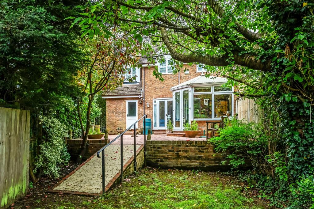 Additional image 16 of Slines Oak Road, Woldingham, Surrey, CR3