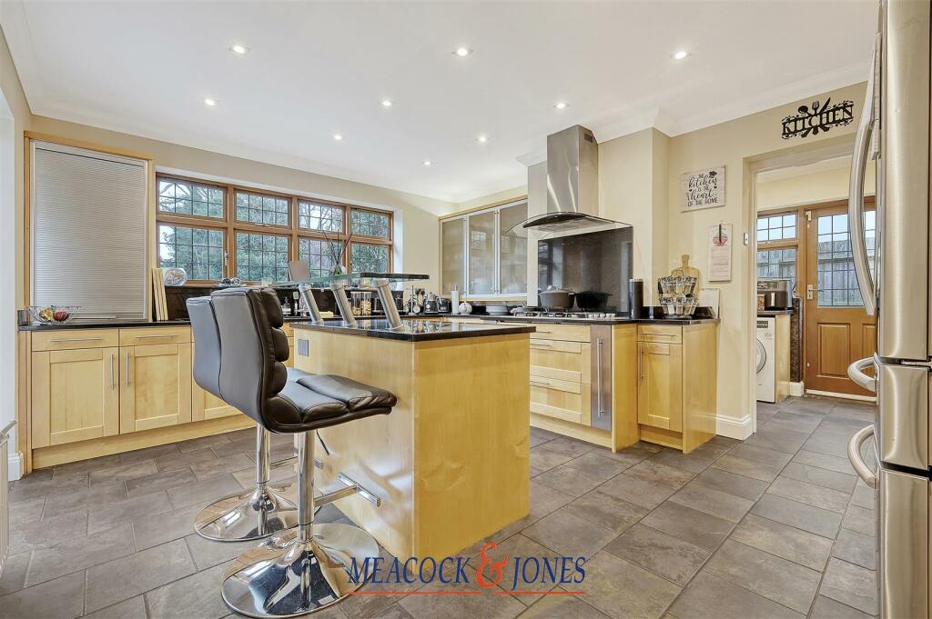 Additional image 10 of Priests Lane, Old Shenfield, Brentwood