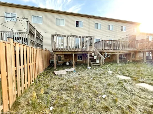 Additional image 41 of 91 Donnenwerth Dr