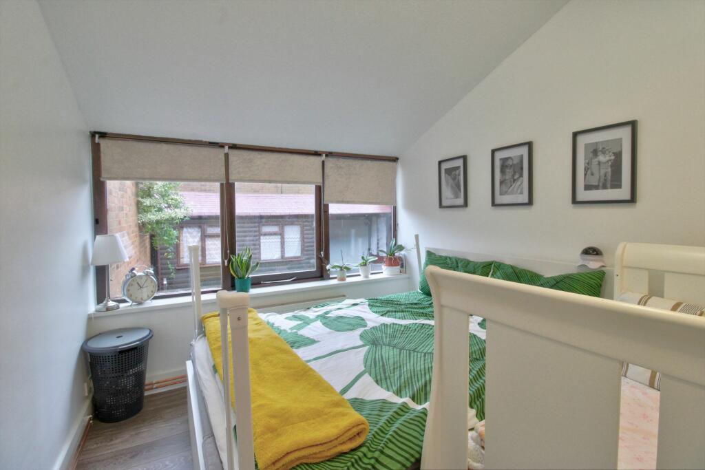 Additional image 4 of Bishopsfield, Harlow