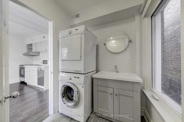 Additional image 20 of 386 Spadina Rd