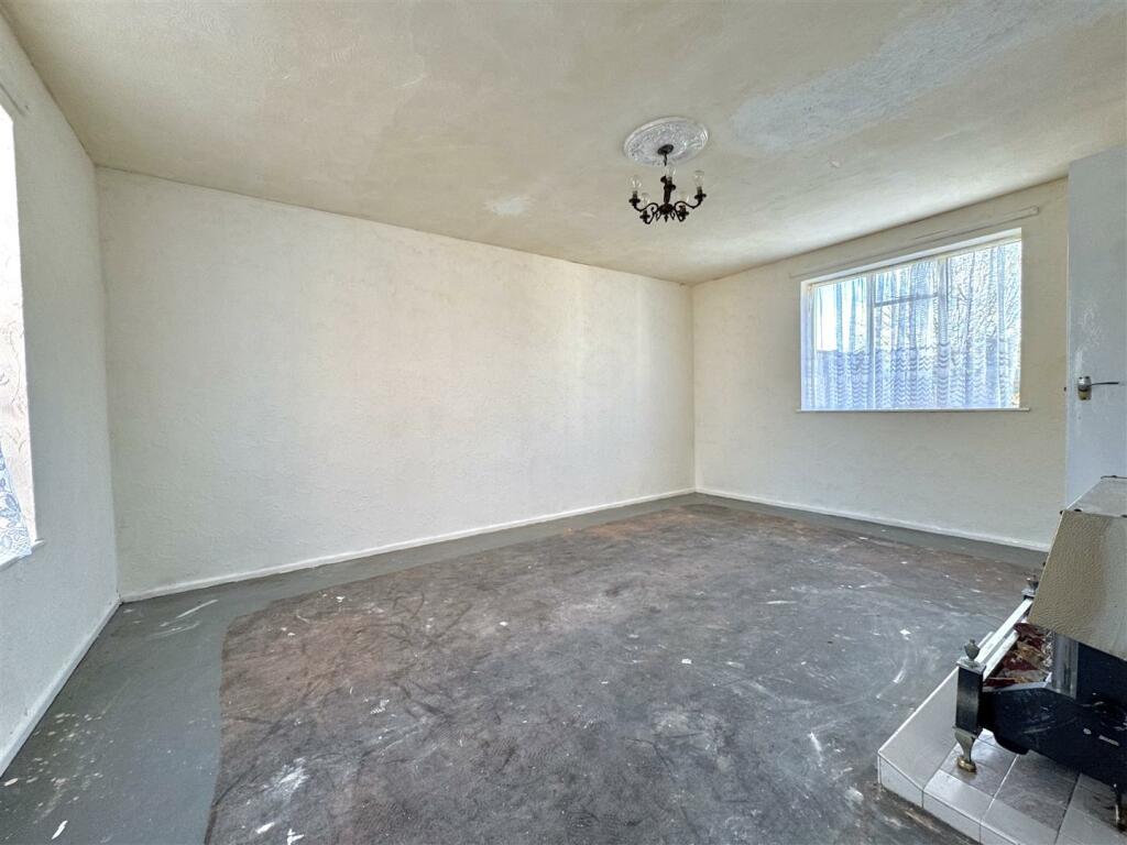 Additional image 4 of Glendale Road, Burnham-On-Crouch