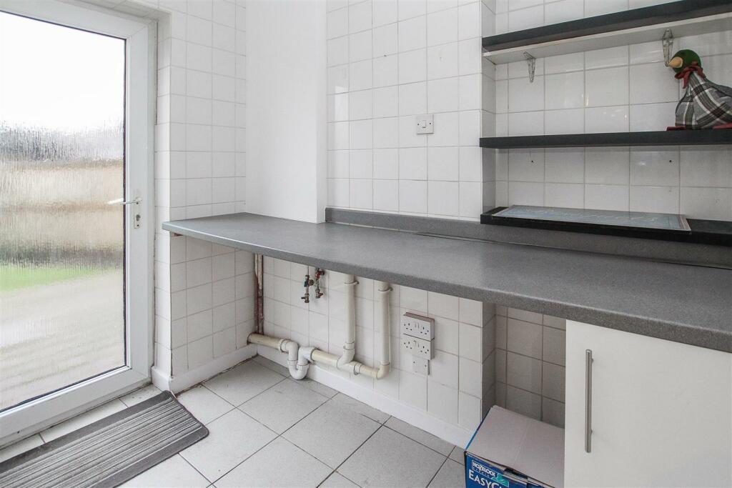 Additional image 6 of Orchard Piece, Blackmore