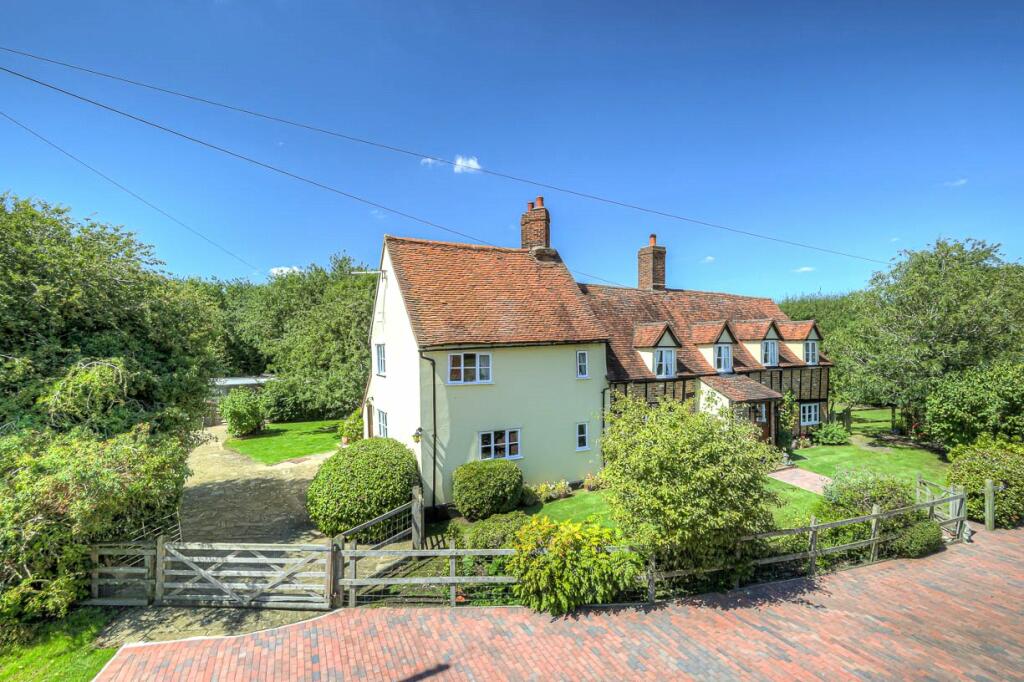 Additional image 2 of Doddinghurst Road, Pilgrims Hatch, CM15