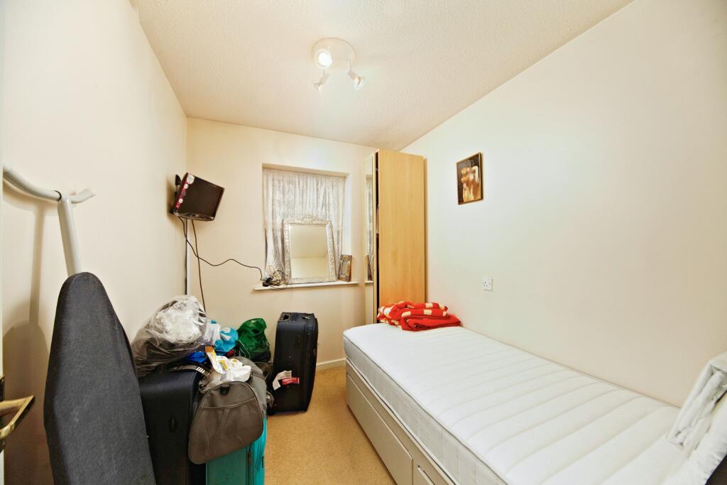 Additional image 14 of Hamond Close, South Croydon, CR2