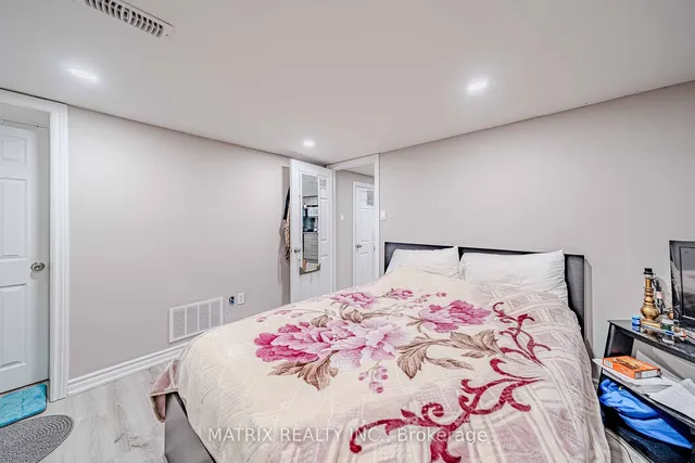 Additional image 30 of 11 Chandler Dr