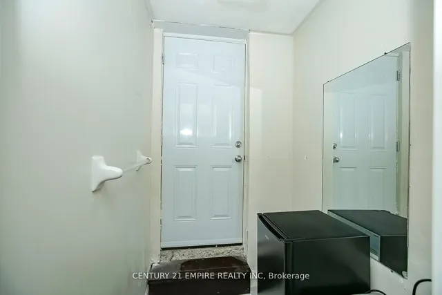 Additional image 13 of 4 Lake Louise Dr