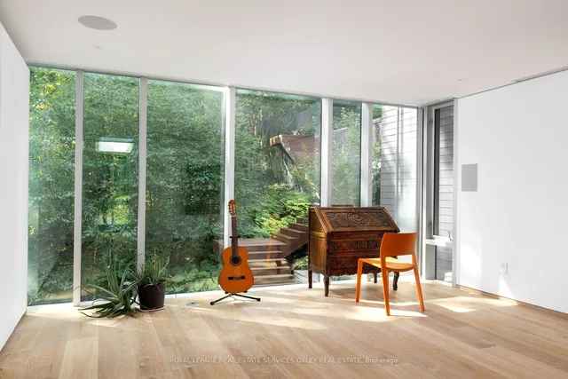 Additional image 21 of 11 Beaumont Rd