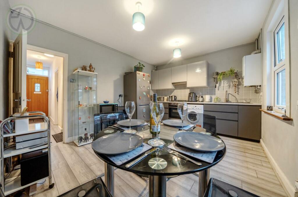 Additional image 6 of Seaton Road, Colliers Wood Borders