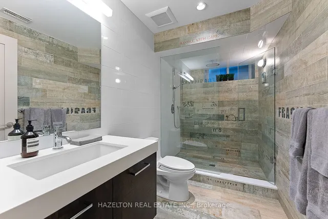 Additional image 37 of 97 Strathallan Blvd