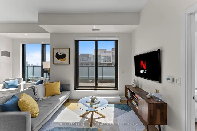 Additional image 4 of 840 St Clair Ave Unit 904