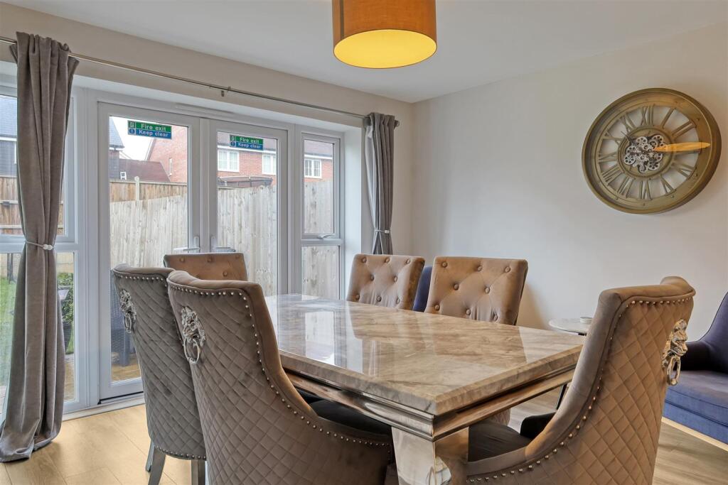 Additional image 11 of Grantham Drive, Chelmsford