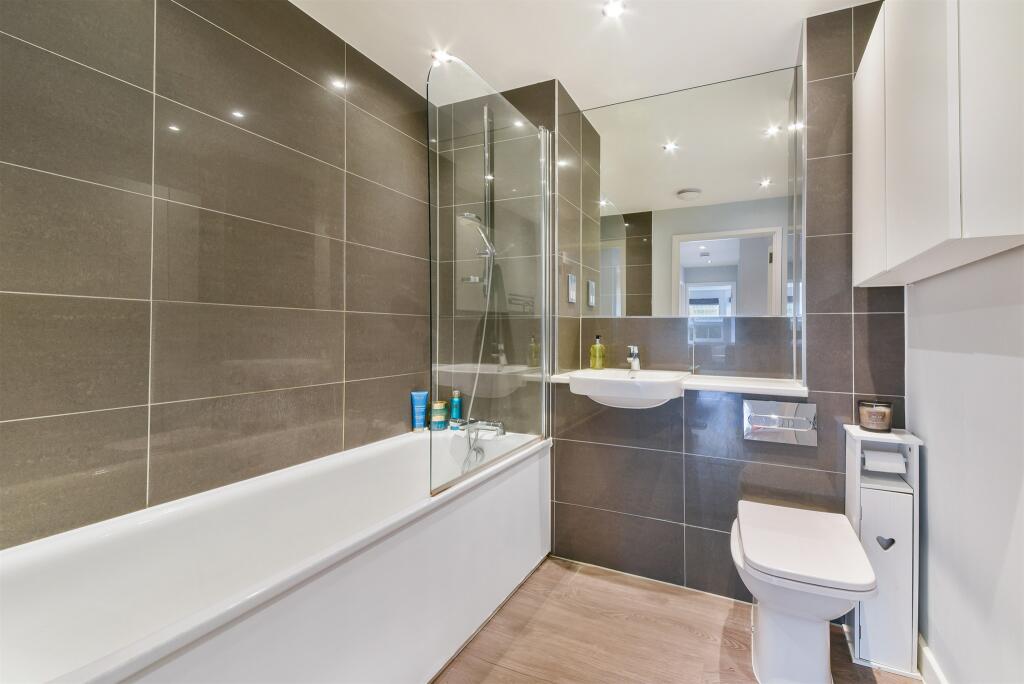 Additional image 4 of Campden Road, South Croydon