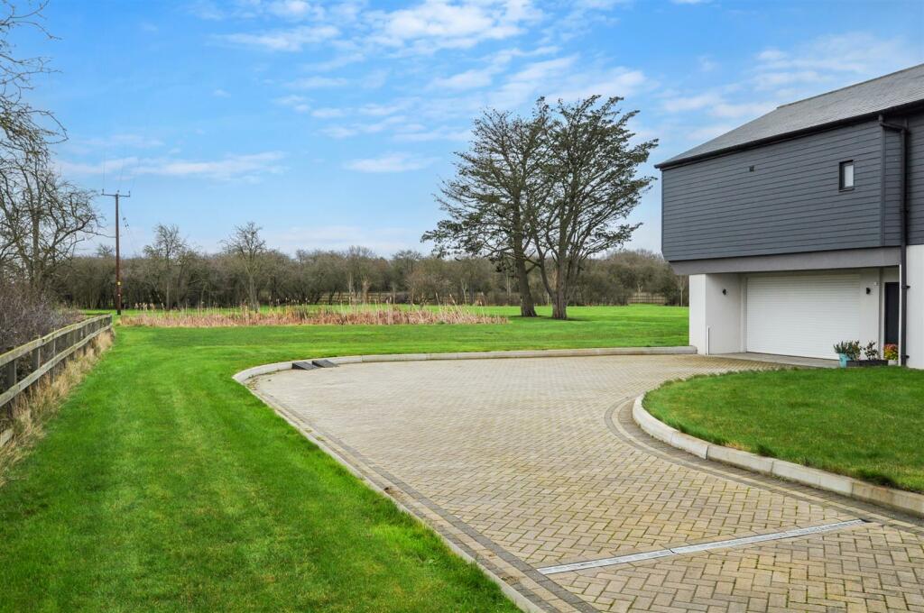 Additional image 8 of Sea View Parade, Mayland, Chelmsford