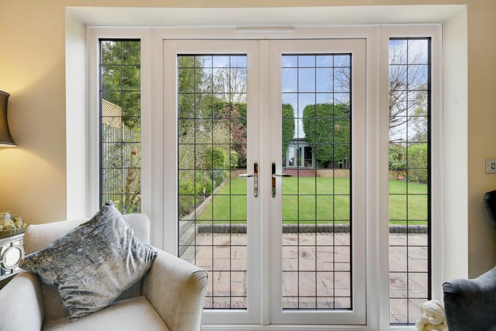 Additional image 9 of Rochford Avenue, Shenfield, Brentwood, CM15