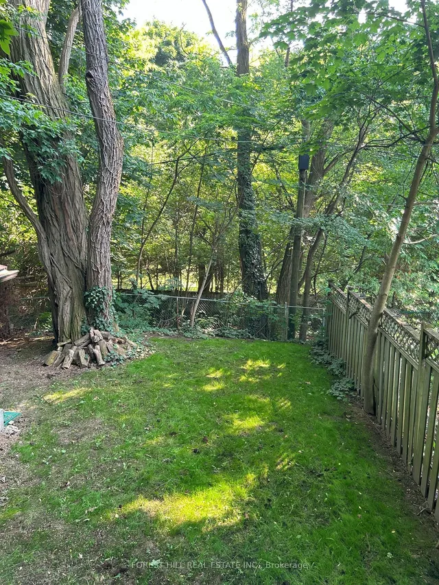 Additional image 9 of 293 Chaplin Cres